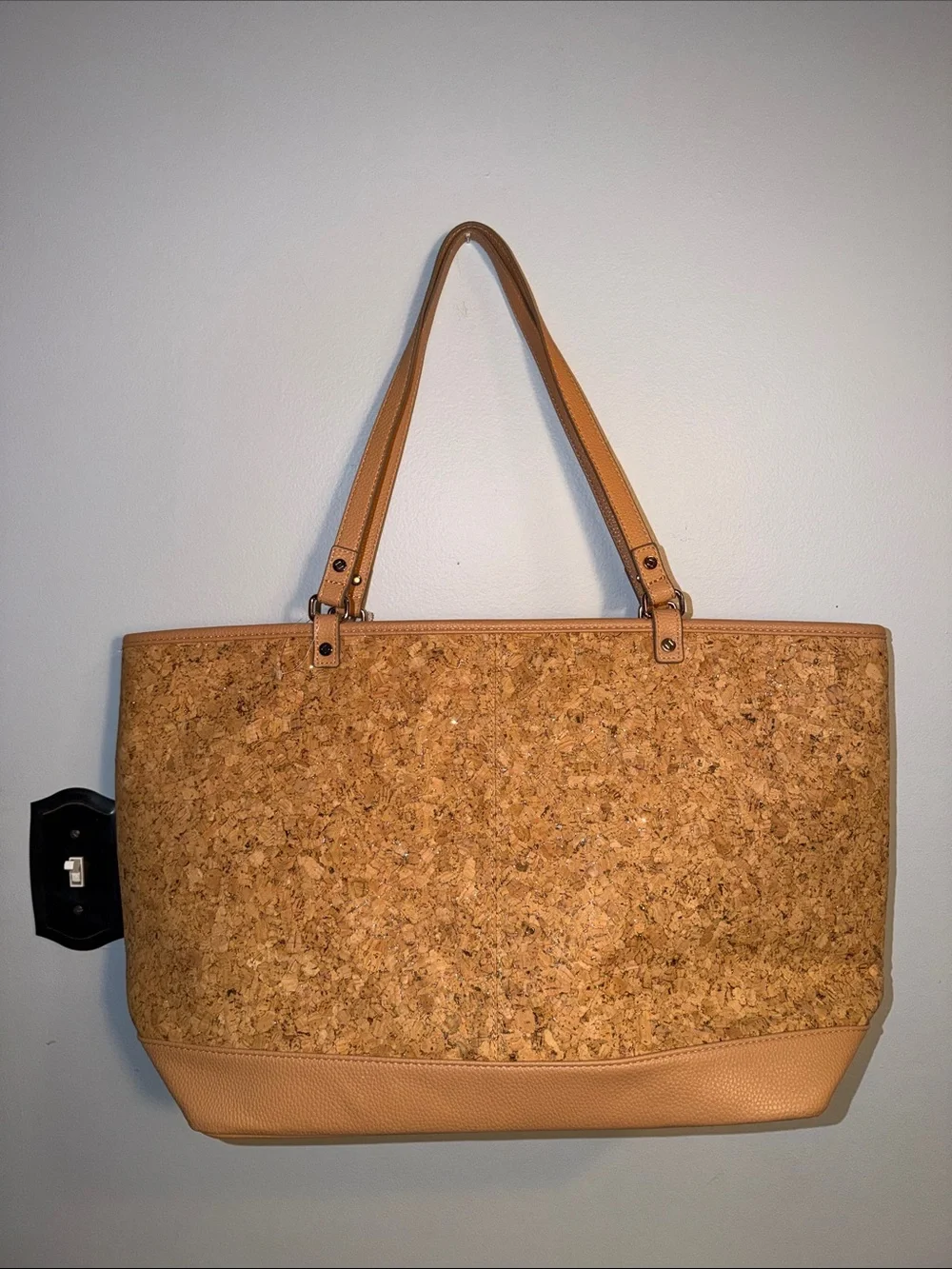 Jewel by Thirty One Large Cork Settar Tote Bag. NWOT.